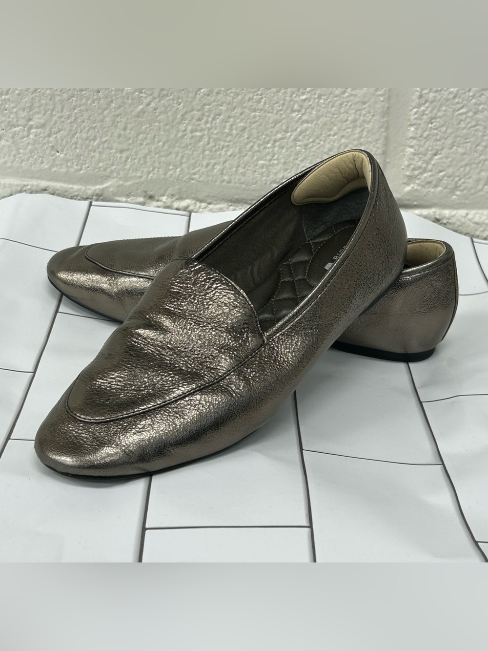 Birdies Pewter Metallic Loafer Flats Womens Size 8.5